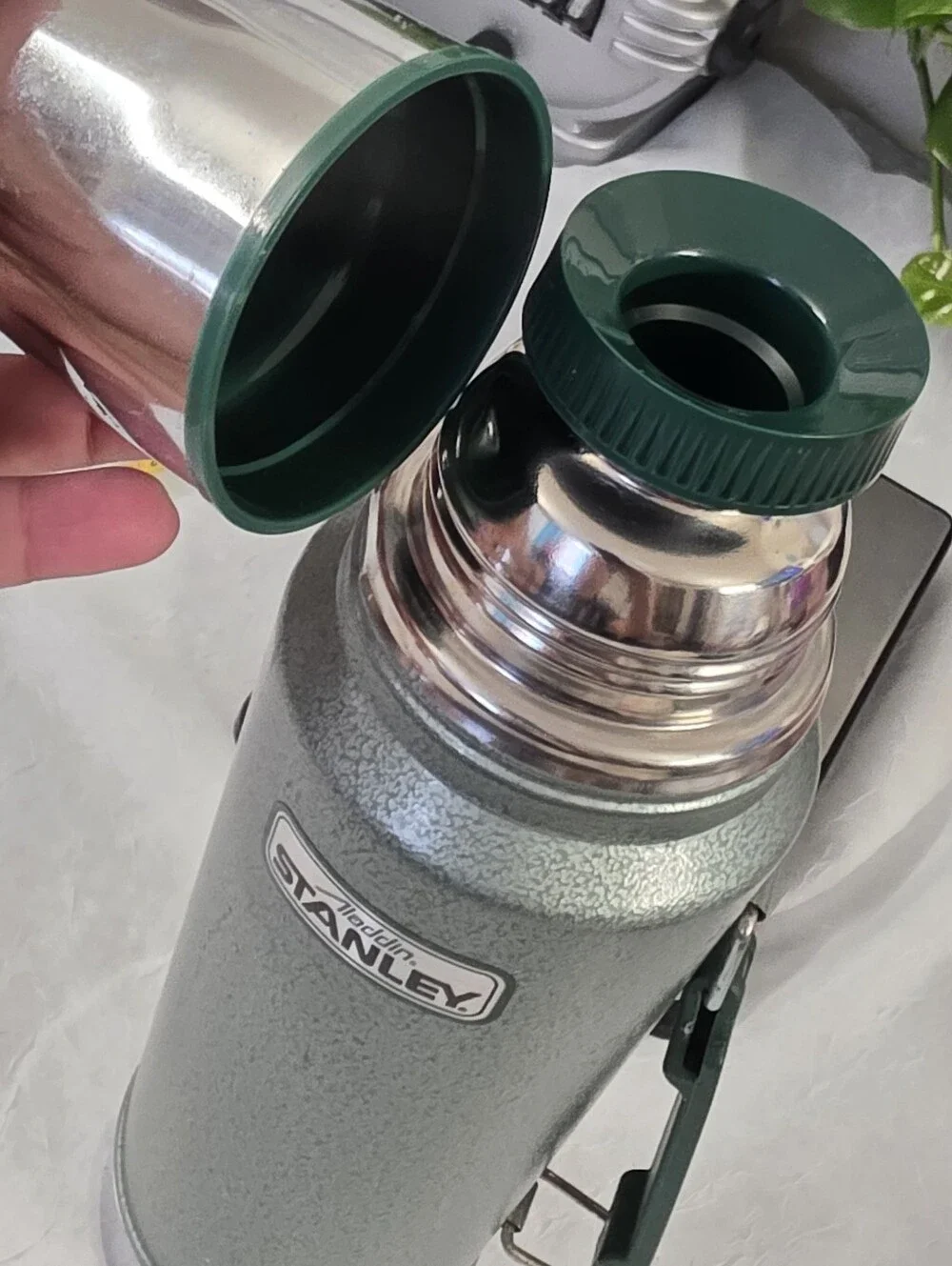 Vintage Aladdin Stanley Green Thermos  Quart Size - Picture 2 of 9